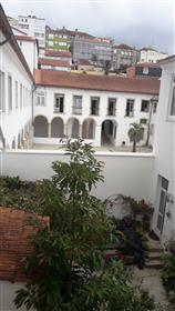 Apartamento Único em Coimbra
