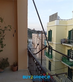 (For Sale) Residential Floor Apartment || Cyclades/Syros-Ermoupoli - 97 Sq.m, 2 Bedrooms, 170.000€