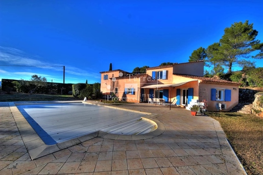 Salernes, superbe maison avec piscine proche centre village!