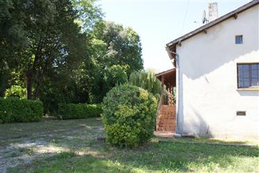 House to restore with outbuildings on 4107 m² of land with a...