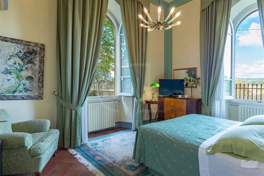 16 Schlafzimmer - Villa - Provinz Florenz - Zu verkaufen