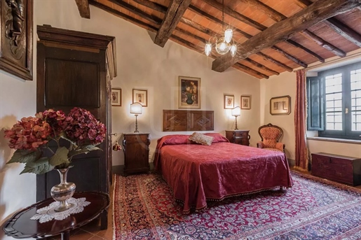 11 Bedroom - Villa - Pistoia - For Sale