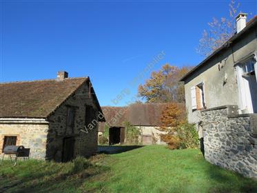 Not far from Ségur le château a farmhouse without neighbors on over 2.5 acres of land. 