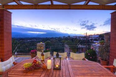 4 Bed 3 Bath Villa With Private Swimming Pool in Kato Valsamonero Rethymno