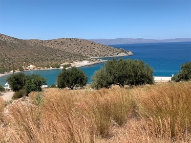 Land plot of 6.573 m2 for sale in Tholos offering wonderful sea views