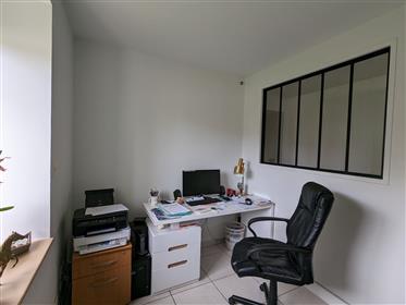 Maison 240m², piscine, écuries, dépendances, 2,2ha prairie
