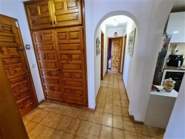 Encantadora casa sin vis-à-vis con piscina y amarres cercanos en alquiler