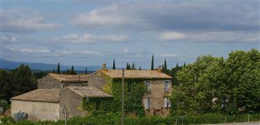 Domaine agrotouristique de 2 ha situé aux portes de Carcassonne