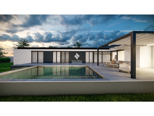 Villa de plain-pied - avec piscine - 4 chambres plus bureau à Vila Nova de Gaia (Canelas),