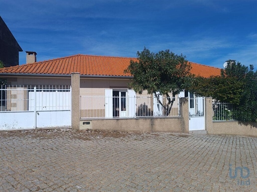 House with garage located in the village of Souto da Velha municipality of Torre de Moncor