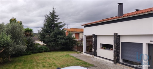 Home / Villa with 4 Rooms in Leiria with 191,00 m²