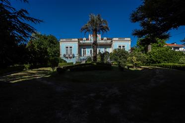 Villa Carlota, Palacete Senhorial do Sec. Xx, pertencente ao...