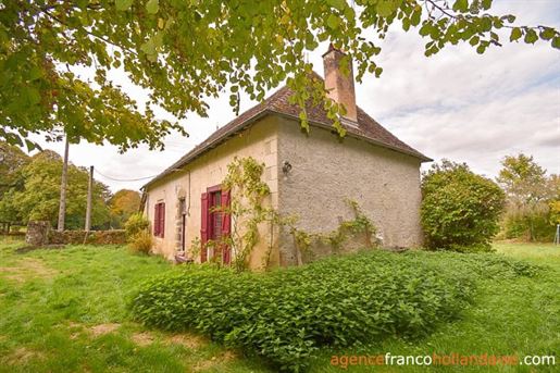 18Th Century cottage in a bucolic setting