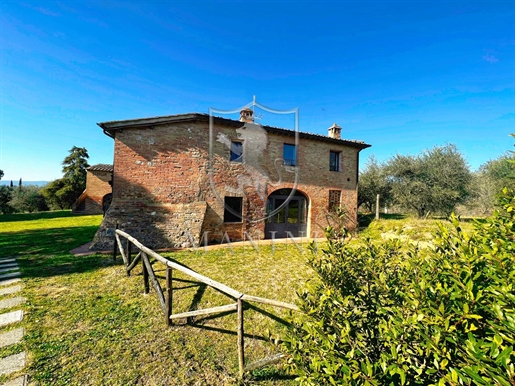 Nestled in the picturesque countryside of Siena, just a few kilometers from the historic c