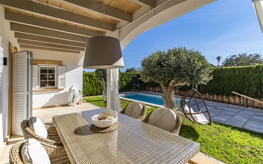 Excellent villa with great pool and garden in Sa Torre