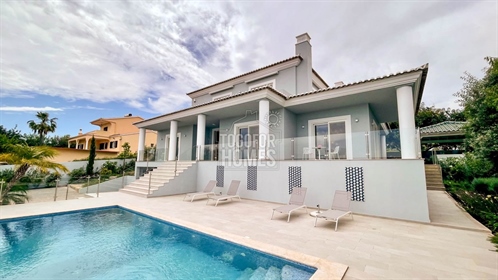 Villa with 4 Bedrooms and fantastic Panoramic Views, Boliqueime