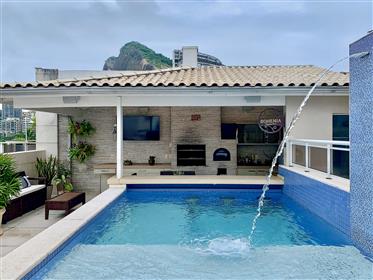 Luxury penthouse front  Lagoa lado Ipanema