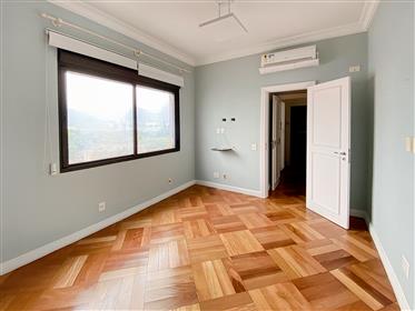 Apartamento: 205 m²