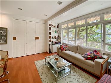 Cozy 3 bedroom apartment for sale in Ipanema