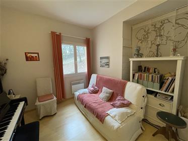 Superbe Villa Avec Piscine A Figeac (Lot)