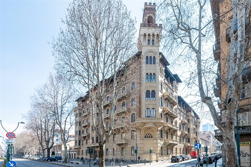 Apartment 304 m2 in Torino