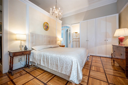 Apartment 304 m2 in Torino