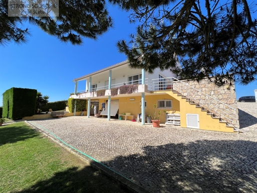 Fantastic property with 7200 m2, V7 villa (4 suites and 3 bedrooms), sea view, next to the beaches,
