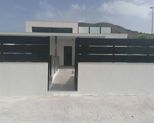 Development of newly built modern villas on two floors with a large plot of 310 m2 in Fort