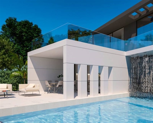 Six Seconds Properties te ofrece una villa mediterránea de obra nueva, totalmente independ