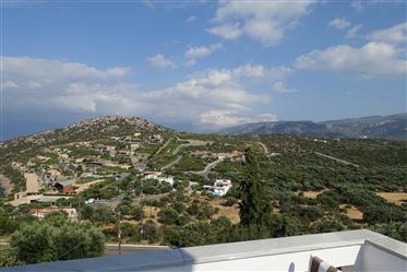 175M2 Villa built on a 1160m2 plot in Vathi, Agios Nikolaos.