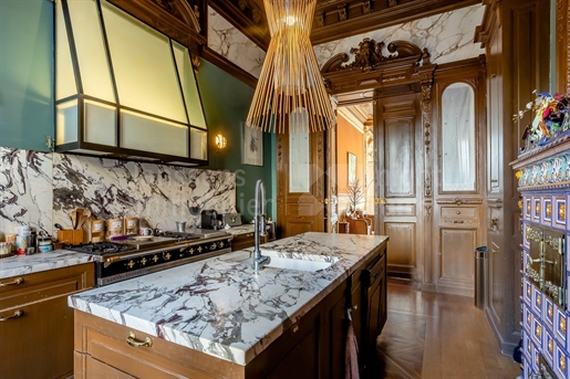 Magnifique appartement classé à vendre dans Avignon Intramuros