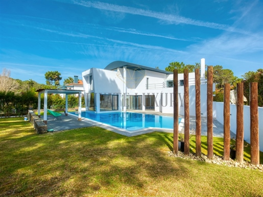 Villa with Pool in Herdade da Aroeira, next to the beach