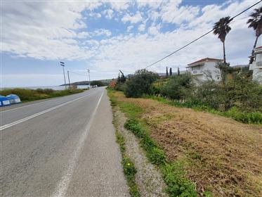 3 Maisonettes in Koroni Messinias - sea view, just 50m from the sea!