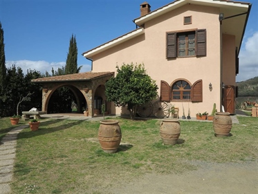 Beautiful renovated property with local materials. (Wooden beams, exposed stonework and terracotta.) The farm is located on a hill owned by approximately 1...