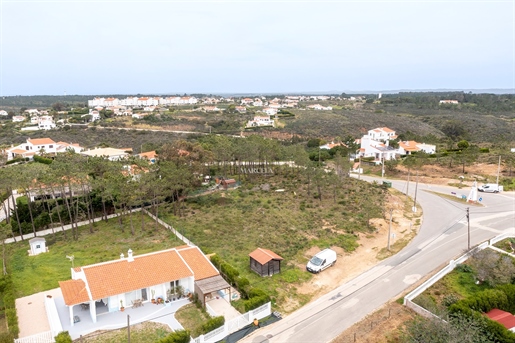 Urbanised Building Plot Conviniently Located Within Urbanization Vale Da Telha