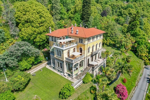The elegance of the Liberty style of Villa VolpiThe elegance of the Liberty style of Villa Volpi on