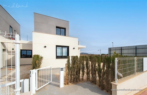 Contemporary terraced villas located in a golf resort in the Murcia region, only 10 minute