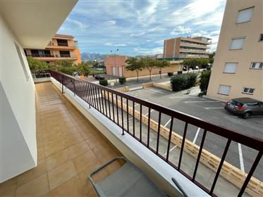 Beautiful and modern renovated apartment near the beach, large terrace, privat parking
