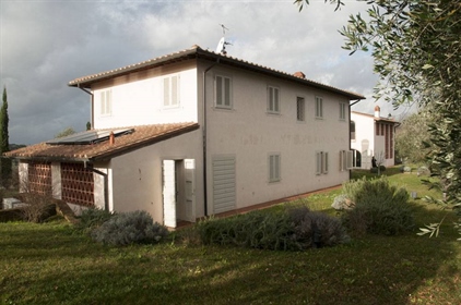 Podere Vico with pool and solar panels, Palaia, Pisa – Toscana
Leopold-style farmhouse wit