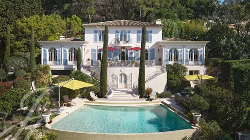 Sole Agent Magnificent property with panoramic view on the bay of Cannes
