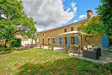 Stone house in immaculate condition, pool and large gardens