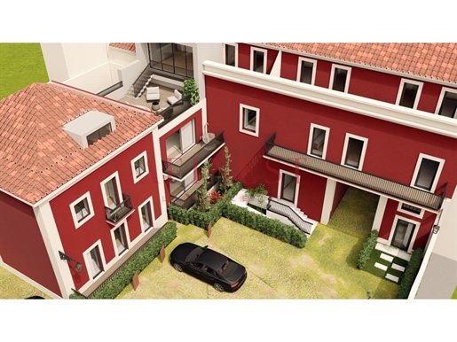 Apartamento de 3 dormitorio en un condominio cerrado en Estoril