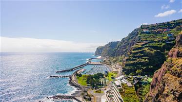 Terreno com Magnifica Vista Mar na Calheta, Madeira