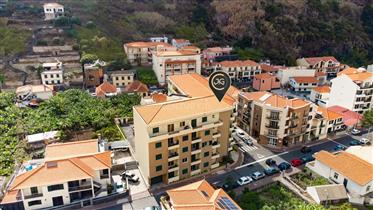 Apartamento T3 Situado na Vila da Ribeira Brava, Madeira, Portugal