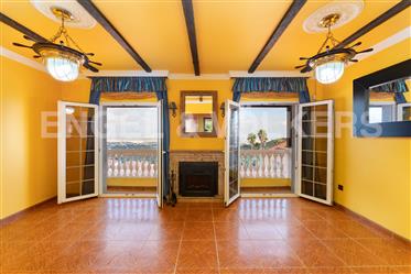 Triplex in Monte Luz with fantastic views