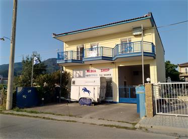 Casa residencial en Stavros / Asprovalta a 60 metros del mar con playa de arena fina. La vista al m