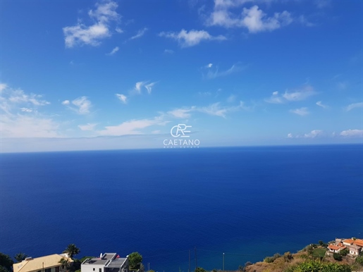 Luxury Villa with panoramic sea views for sale