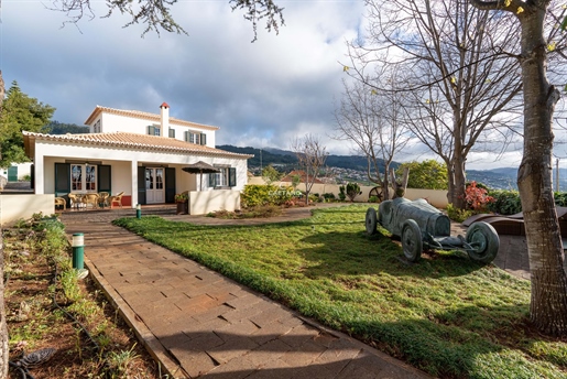 Luxurious villa with swimming pool | Ponta do Sol