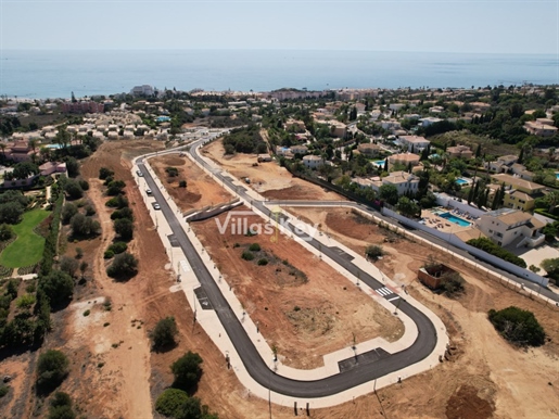 Terrain avec vue sur la mer à une villa à Praia da Luz