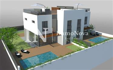 Casa en construcción de estilo moderno a la venta en Empuriabrava ( A )